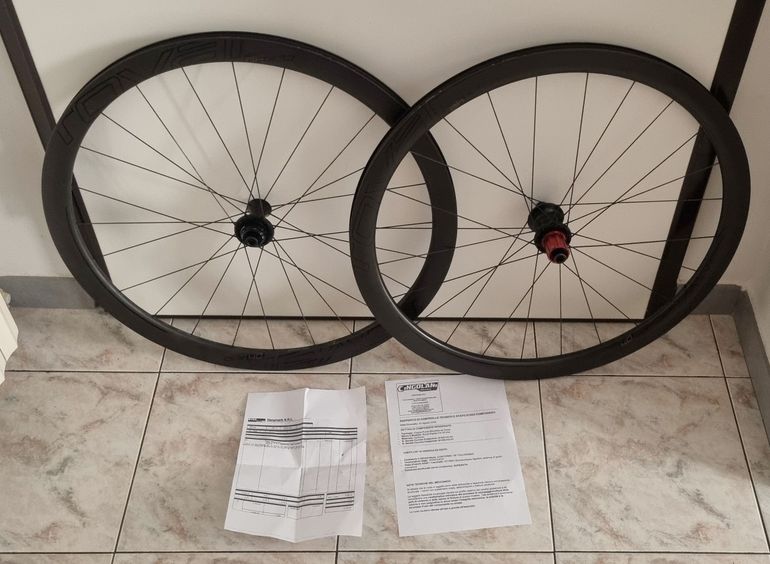 Specialized Rapide CLX 40 Disc Wheelset bike d'occasion — image 11 sur 11