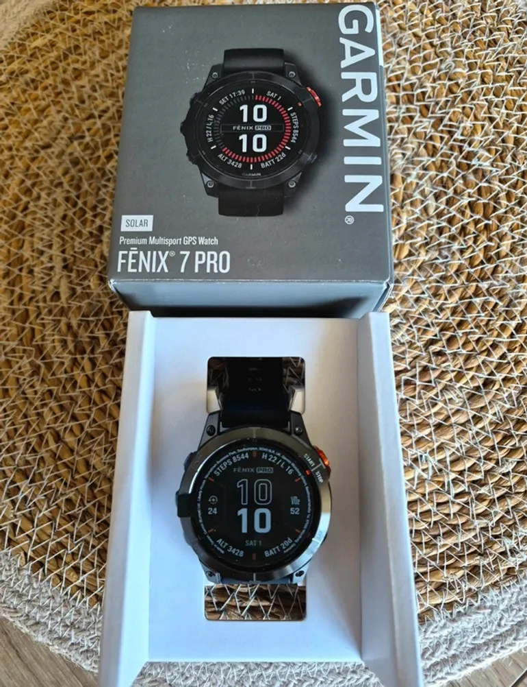 Used Garmin Fēnix 7 Pro Solar bike — image 1 of 2