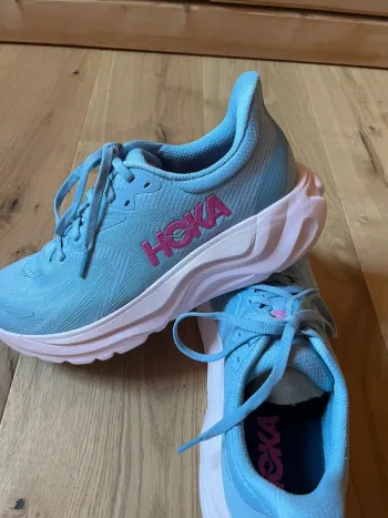 Brugt Hoka Arahi 8 bike — billede 2 af 6