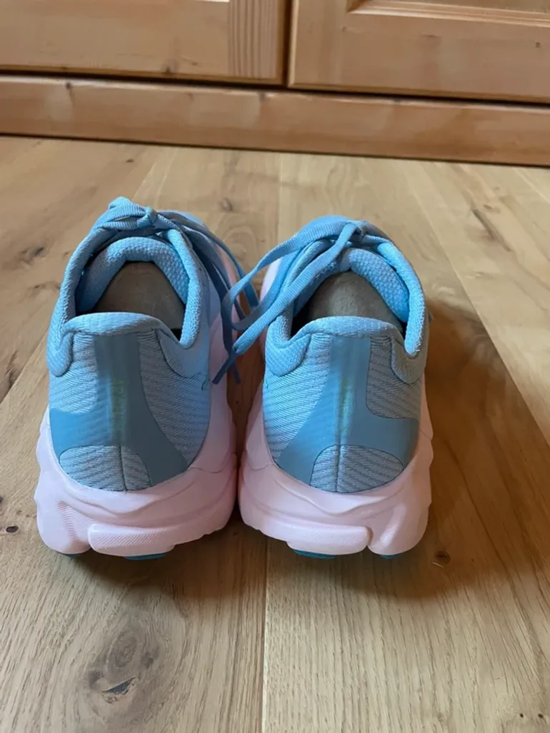 Brugt Hoka Arahi 8 bike — billede 4 af 6