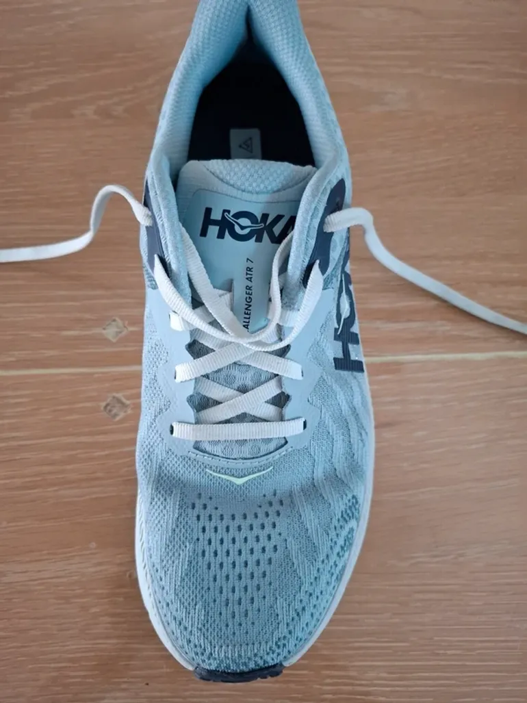Tweedehands Hoka damesschoenen maat 42 bike — afbeelding 8 van 9