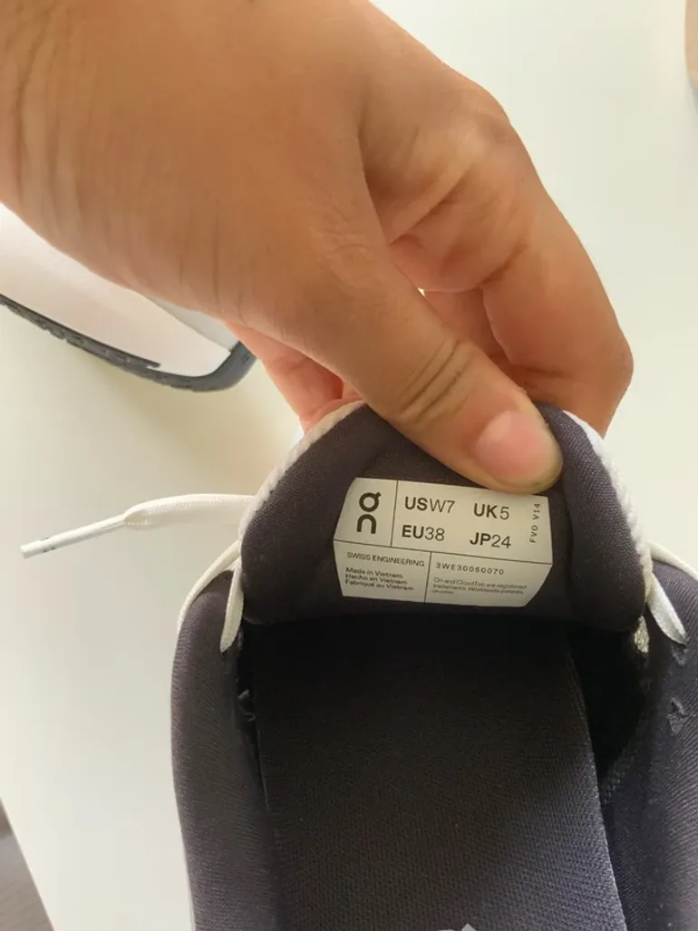 On Running ON shoes woman size 38 bike de segunda mano — imagen 3 de 4