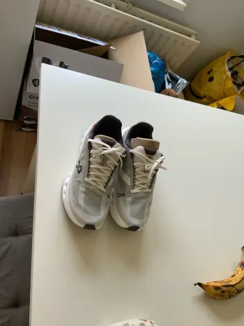 On Running ON shoes woman size 38 bike de segunda mano