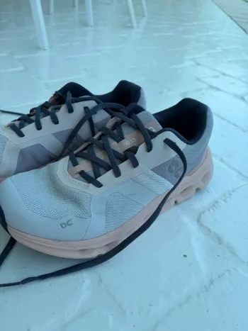 On Running Cloudrunner Frost Fade bike de segunda mano — imagen 6 de 10