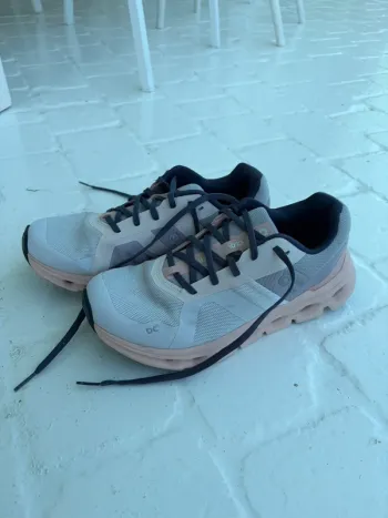 On Running Cloudrunner Frost Fade bike de segunda mano — imagen 4 de 10