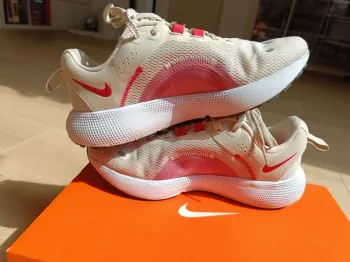 Nike running shoes size 37 bike usato — immagine 5 di 13