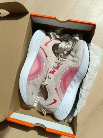 Nike running shoes size 37 bike usato