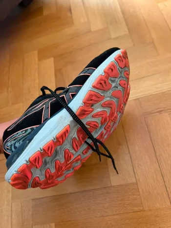 Tweedehands Asics Gel-Cumulus bike — afbeelding 3 van 4