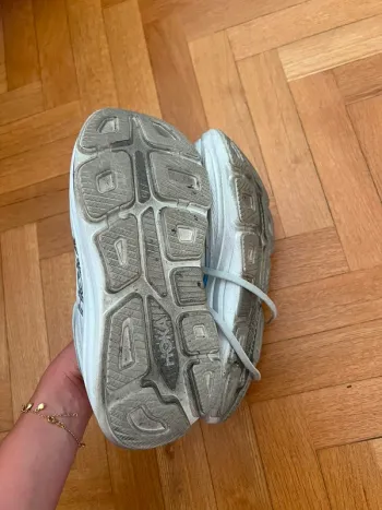 Hoka Bondi 9 bike usato — immagine 5 di 5