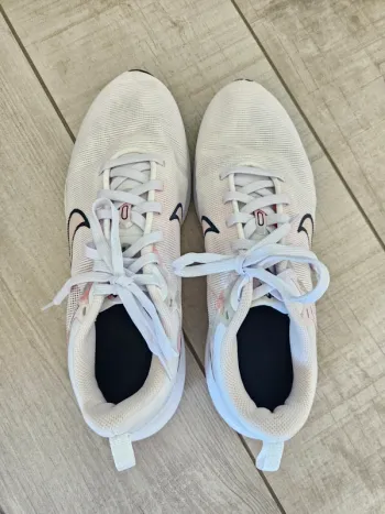 Tweedehands Nike Sneaker Damen bike — afbeelding 7 van 9