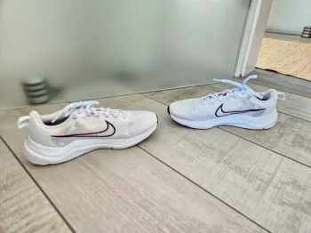 Tweedehands Nike Sneaker Damen bike — afbeelding 2 van 9