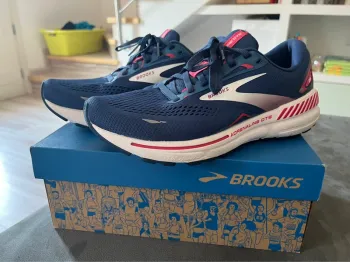 Used Brooks Adrenaline GTS 23 bike — image 3 of 5