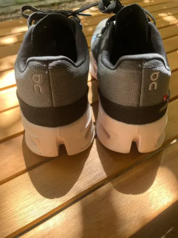 Used On Running Cloud bike — image 3 of 4