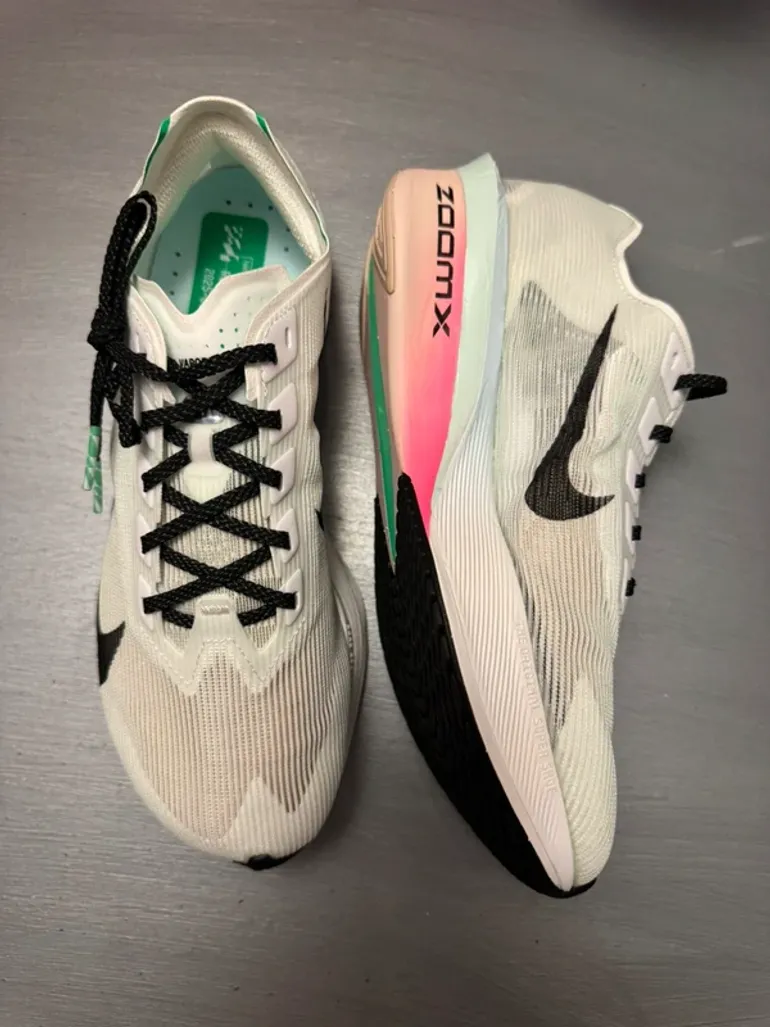 Nike ZoomX Vaporfly Next% 4 bike de segunda mano — imagen 1 de 6