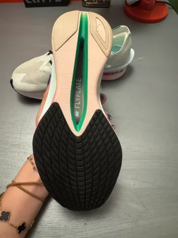 Nike ZoomX Vaporfly Next% 4 bike de segunda mano — imagen 3 de 6