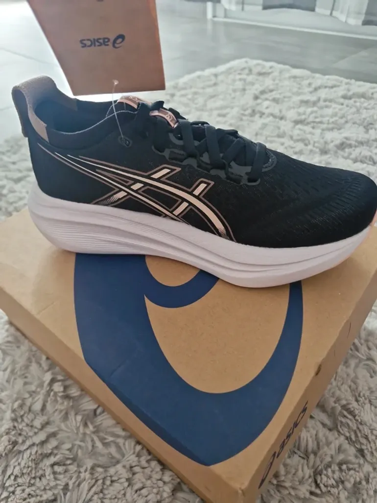 Gebrauchtes Asics Gel Nimbus 27 bike — Bild 3 von 11