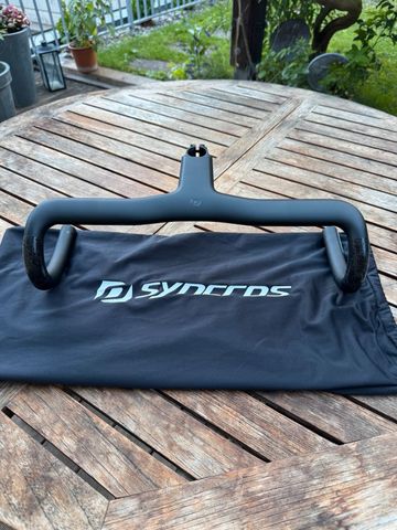 Used Syncros IC-R100-SL 2025 bike — image 1 of 7