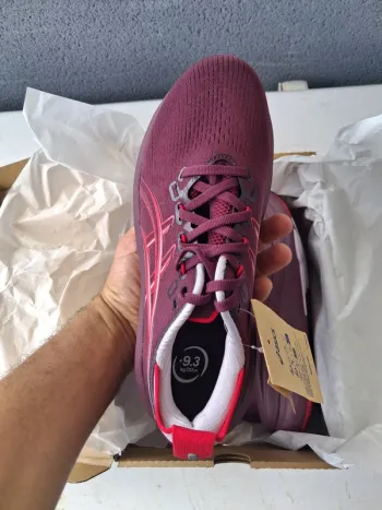 Tweedehands Asics nimbus 28 bike — afbeelding 3 van 9