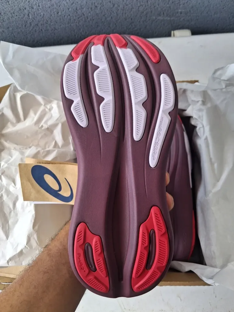 Tweedehands Asics nimbus 28 bike — afbeelding 5 van 9