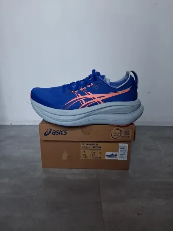 Tweedehands Asics Gel Nimbus 28 bike