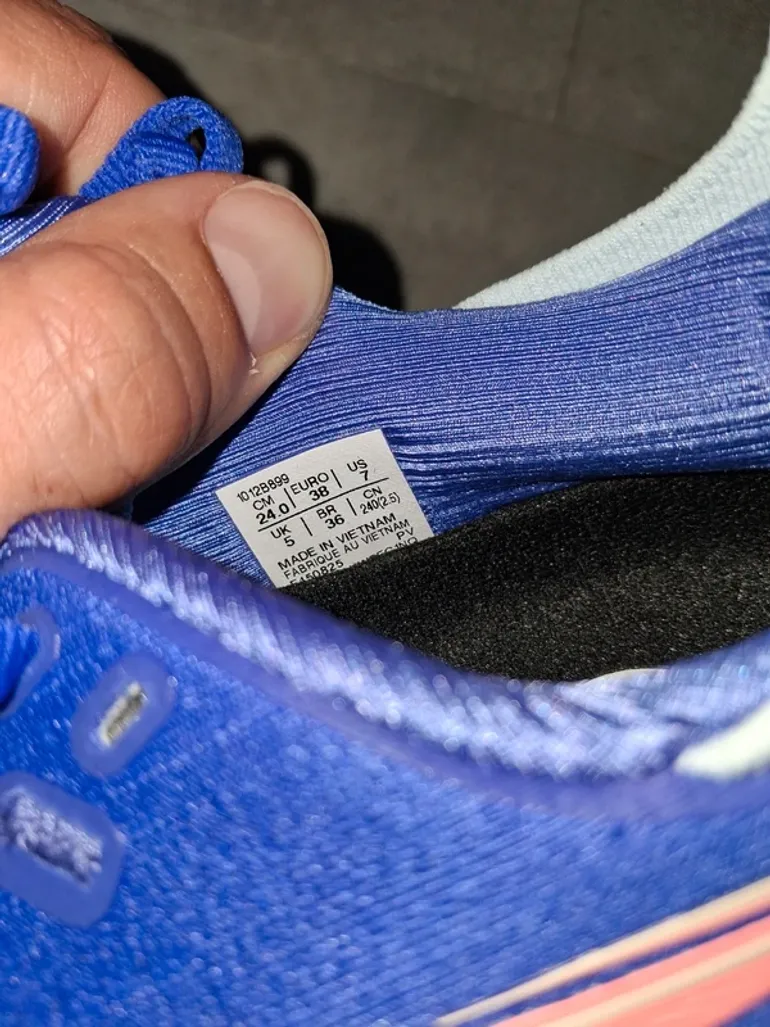 Tweedehands Asics Gel Nimbus 28 bike — afbeelding 5 van 5