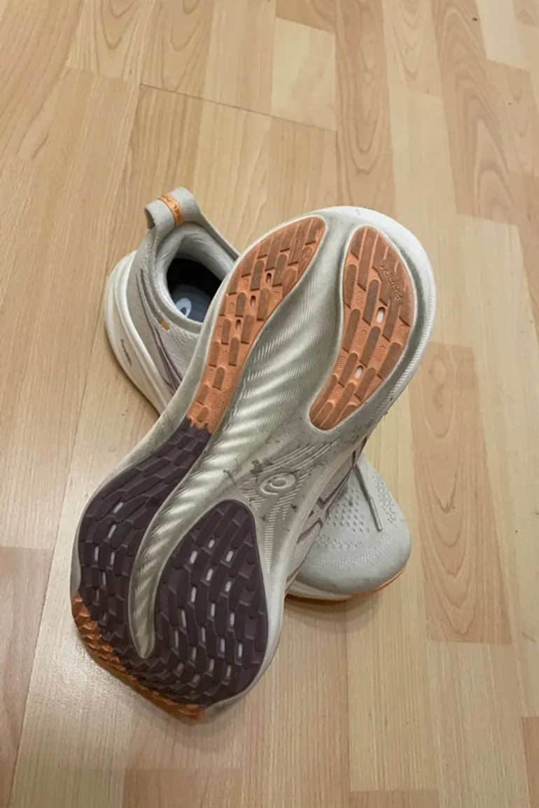 Asics Gel Nimbus bike de segunda mano — imagen 3 de 5