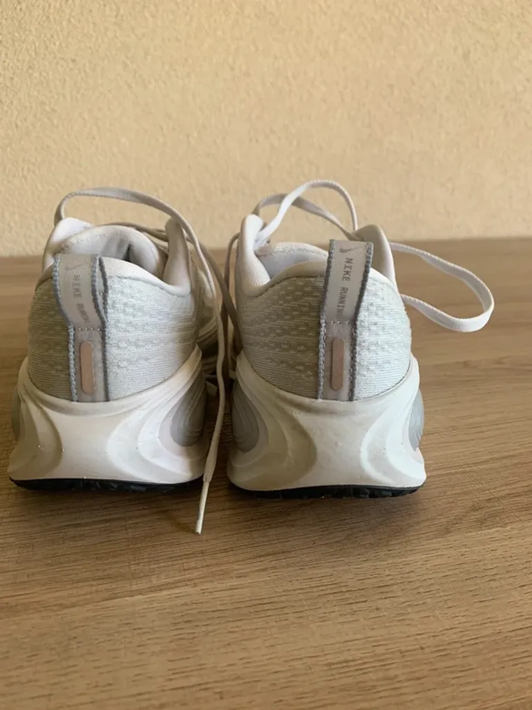 Použité Nike Vomero plus bike — obrázek 5 z 8