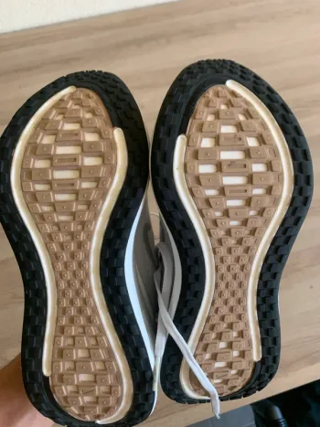 Použité Nike Vomero plus bike — obrázek 8 z 8