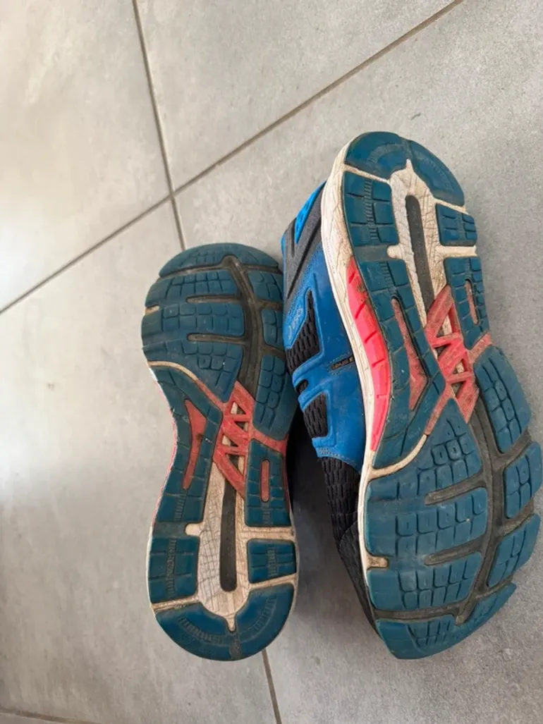 Brugt Asics GT-4000 bike — billede 4 af 4