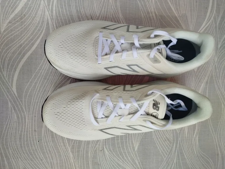 Gebrauchtes New Balance 860 Fresh Foam bike — Bild 2 von 7