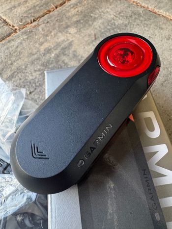 Używany Garmin Varia RTL515 Rearview Radar Tail Light 2026 bike — zdjęcie 3 z 3