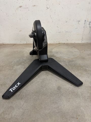Used Tacx Flux S Smart Trainer 2019 Cycling Accessories