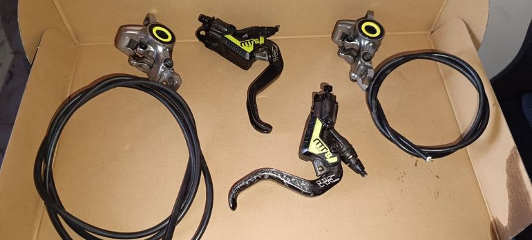 Magura MT8 Disc Brakes 2025 bike d'occasion — image 1 sur 7