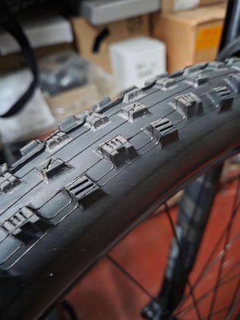 Used Maxxis Forekaster 29 x 2.35 Exo 2026 bike — image 4 of 4