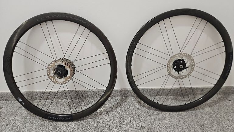 Used Campagnolo Shamal C21 Carbon Wheelset 2023 bike — image 1 of 8
