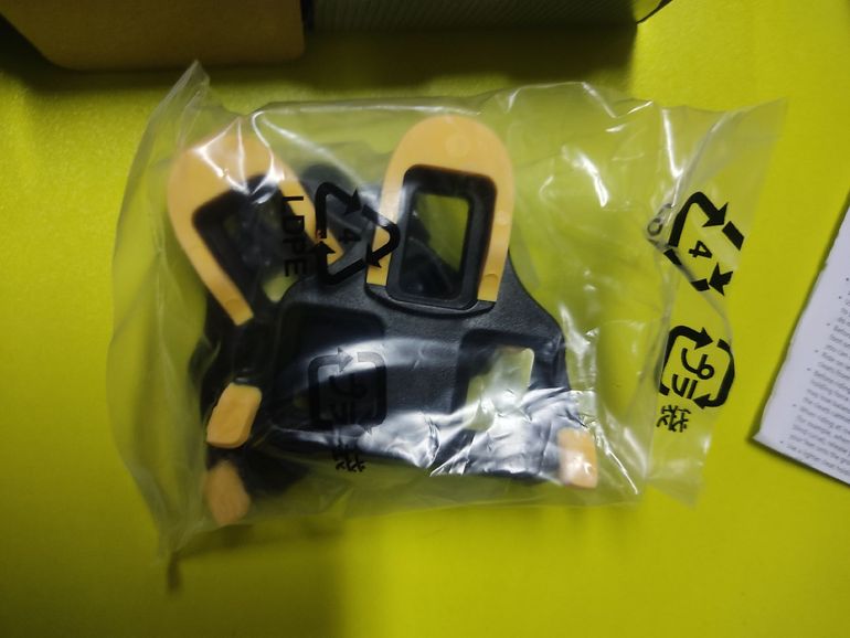 Used Shimano PD-R550 Pedals Pretos bike — image 10 of 10