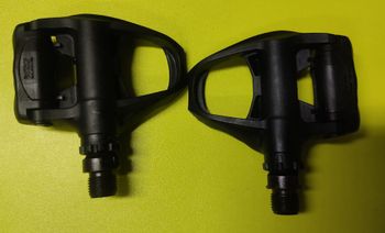 Used Shimano PD-R550 Pedals Pretos bike — image 5 of 10