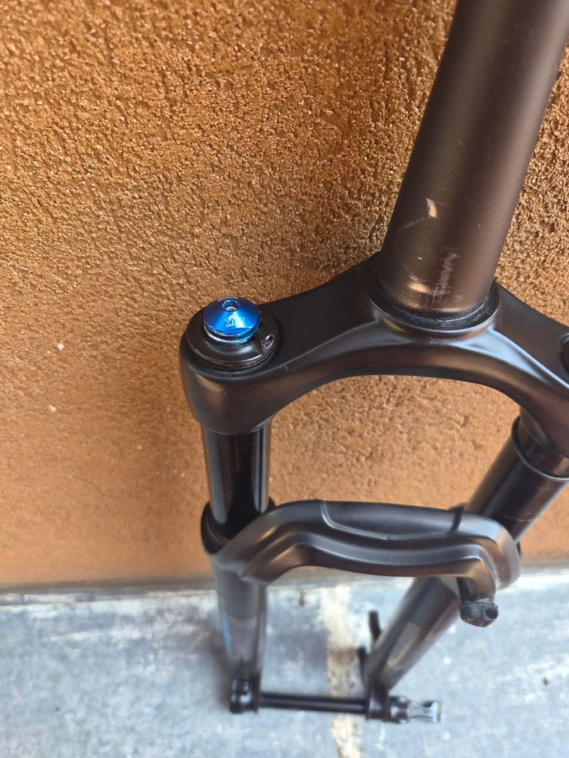 Fox Rhythm Boost 100mm 2022 bike de segunda mano — imagen 5 de 6