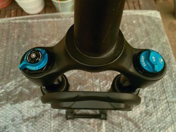 Used Fox 32 FLOAT AX PERFORMANCE Elite 700C Fork bike — image 6 of 7