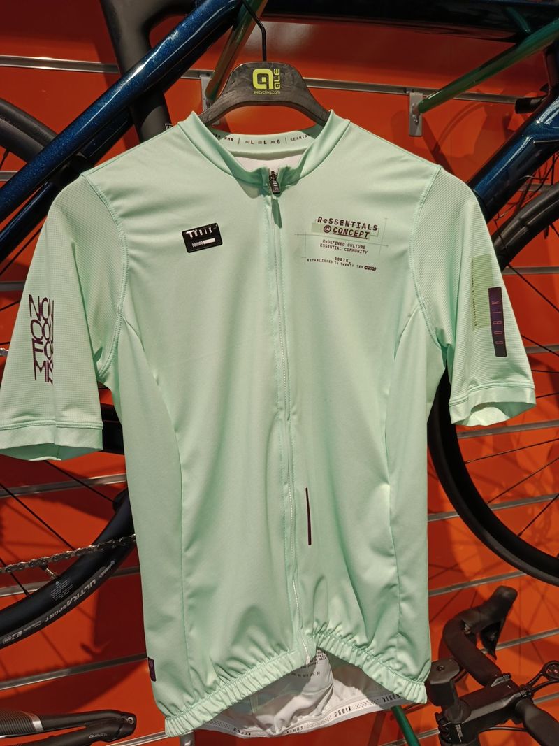 Used Gobik Reessentials Concept Jersey bike — image 1 of 2