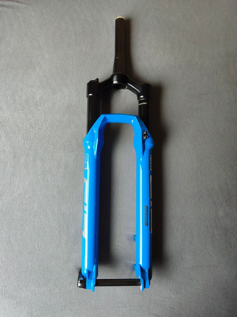 RockShox SID Ultimate Race Day 2024 bike d'occasion — image 5 sur 9