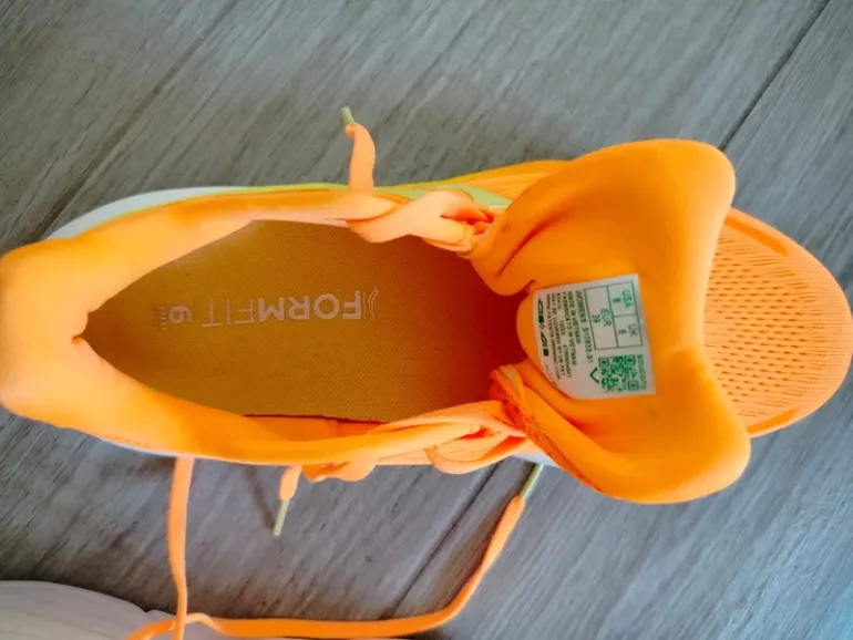 Gebrauchtes Saucony Running Shoes Size 39 bike — Bild 2 von 4