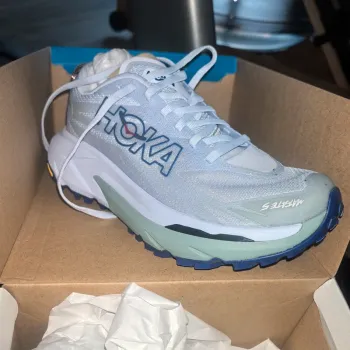 Hoka Mafate 5 bike usato