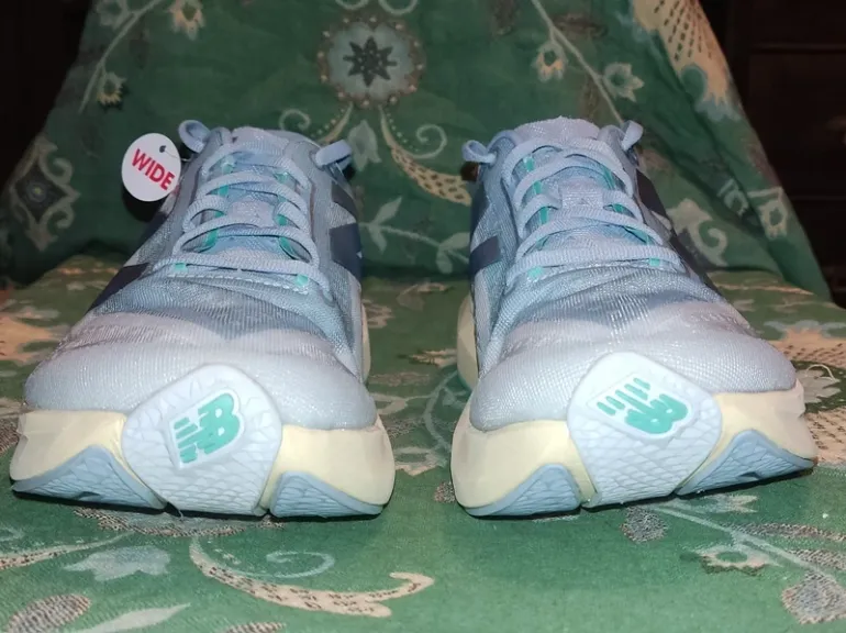 Gebrauchtes New Balance FuelCell Rebel V4 bike — Bild 5 von 15