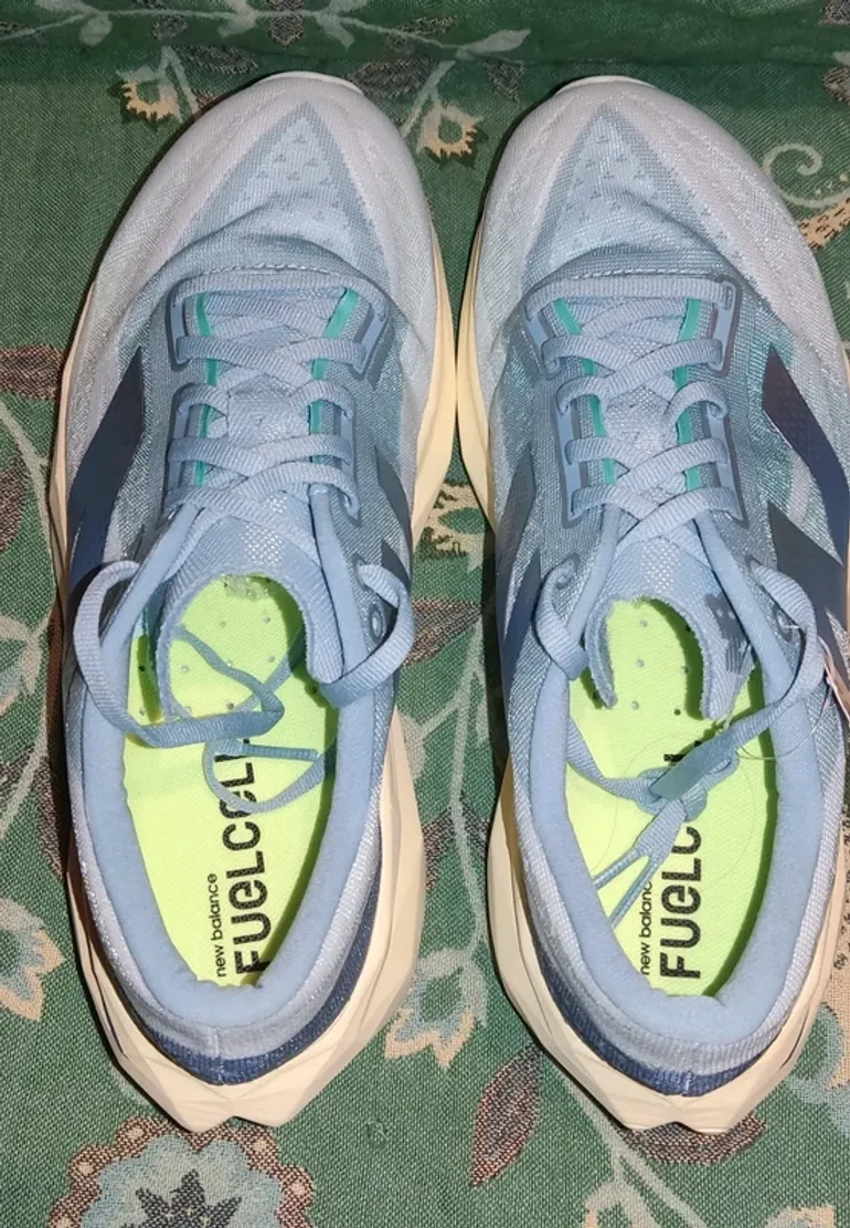 Gebrauchtes New Balance FuelCell Rebel V4 bike — Bild 15 von 15