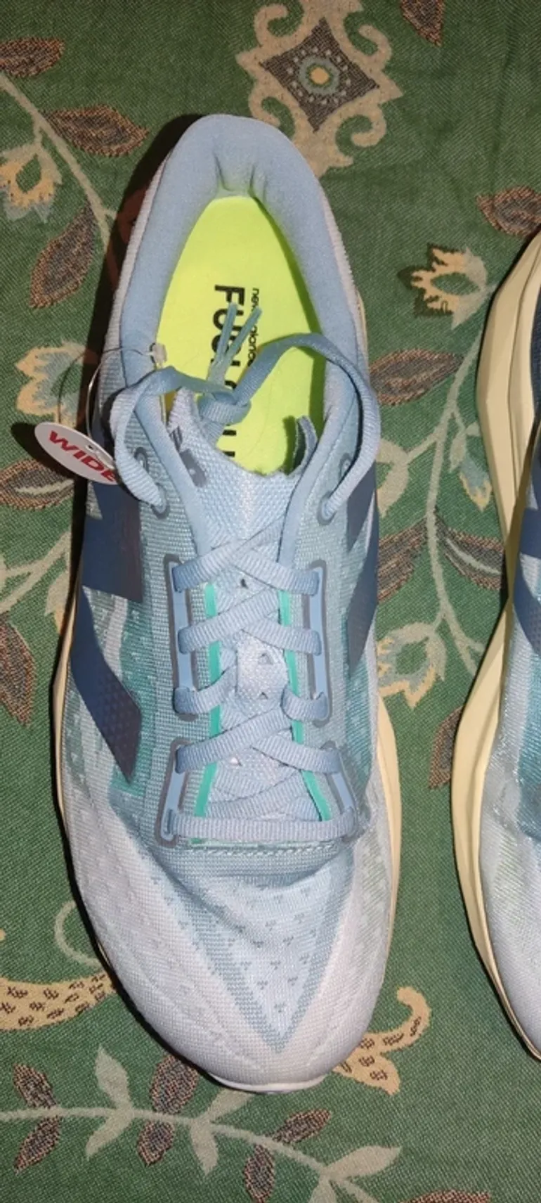Gebrauchtes New Balance FuelCell Rebel V4 bike — Bild 8 von 15