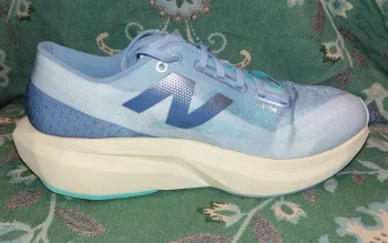 Gebrauchtes New Balance FuelCell Rebel V4 bike — Bild 10 von 15