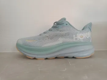 Hoka Clifton 9 bike de segunda mano