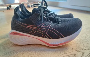 Tweedehands Asics Gel-Cumulus 25 bike — afbeelding 4 van 7
