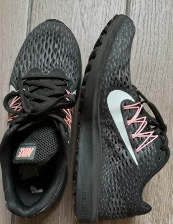 Brugt Nike Running Shoes bike — billede 4 af 4